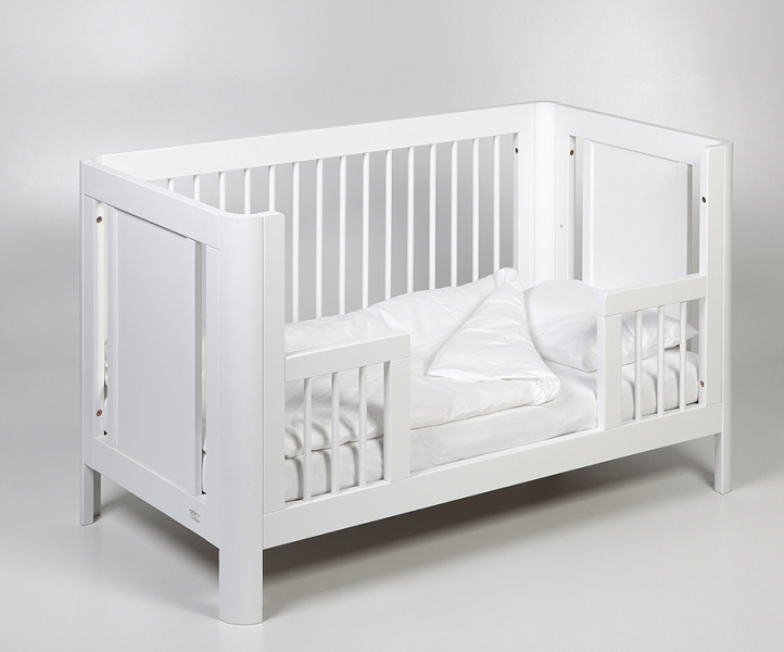 Toddler rail (wymeinny bok) do łóżeczka SUN biały 140x70 Troll Nursery